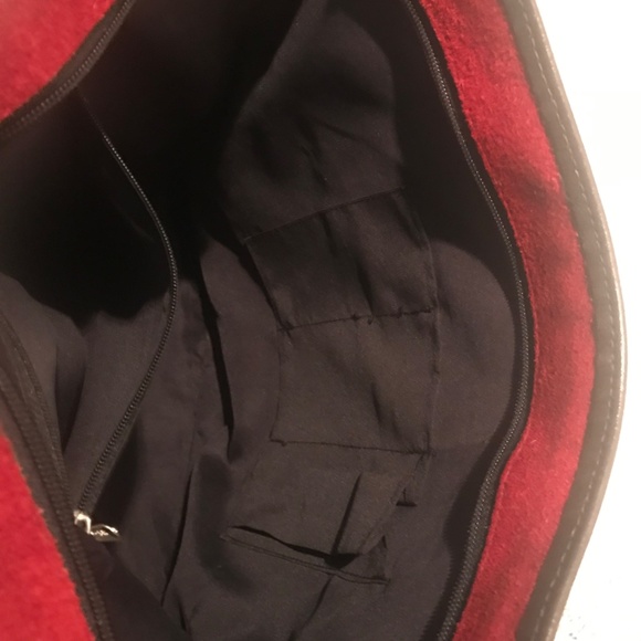 Red Suede with leather trim tote/shoulder bag - Picture 5 of 6